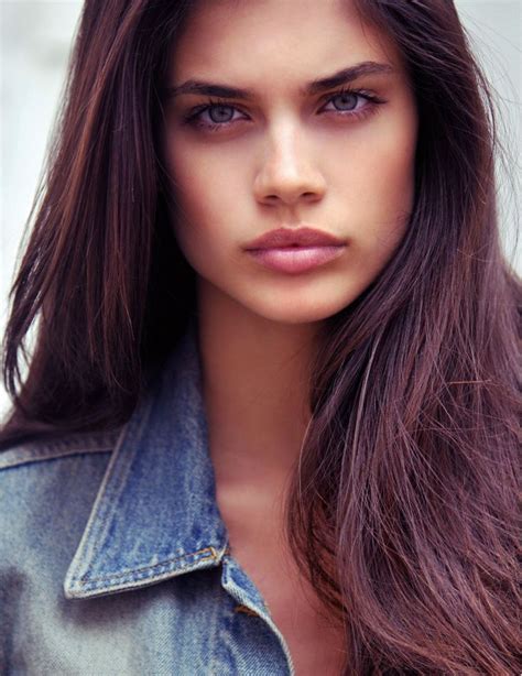 sara sampaio photo gallery.